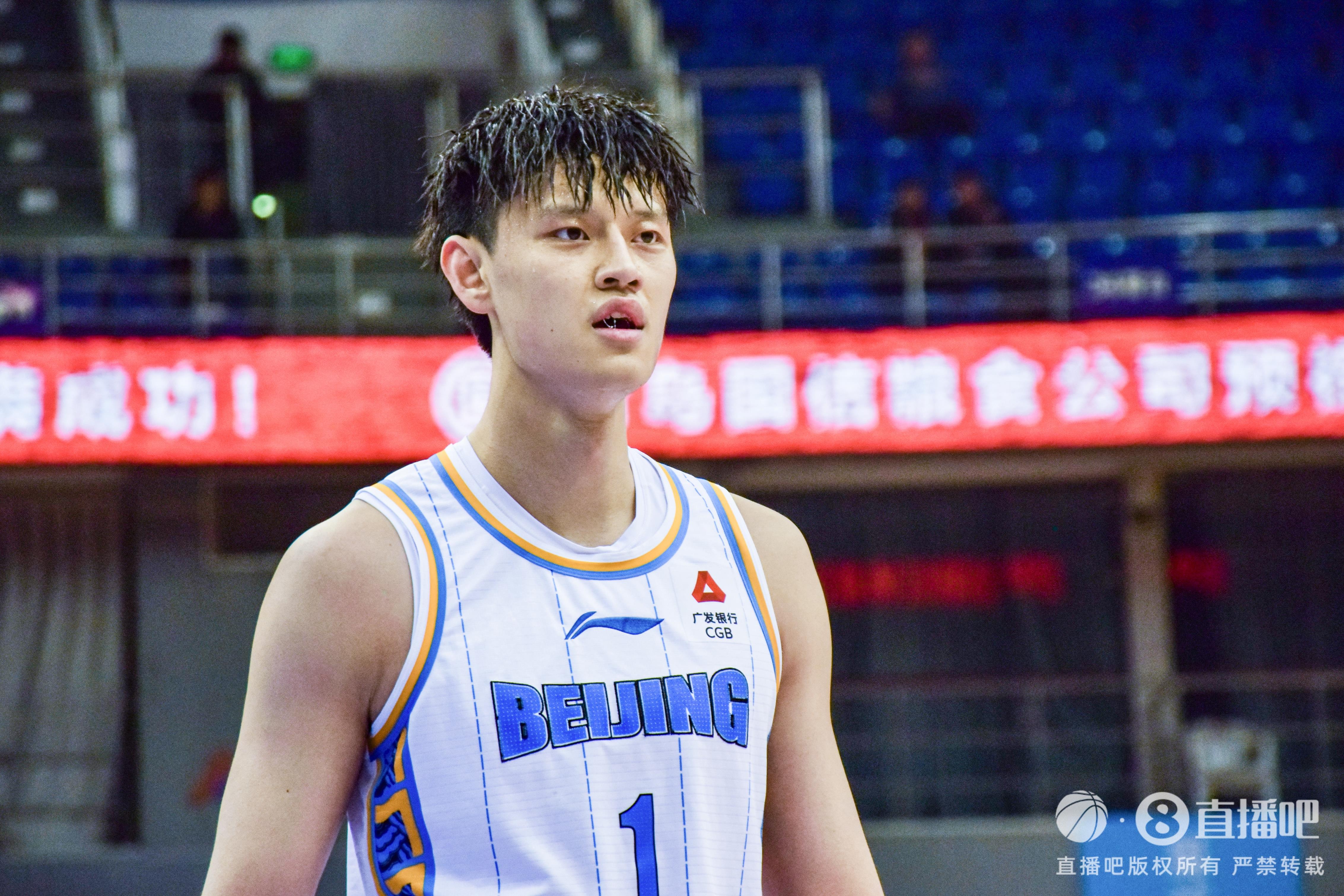 7次大帽相當炸裂！曾凡博替補砍16分7板7帽 大帽絕殺遼寧！